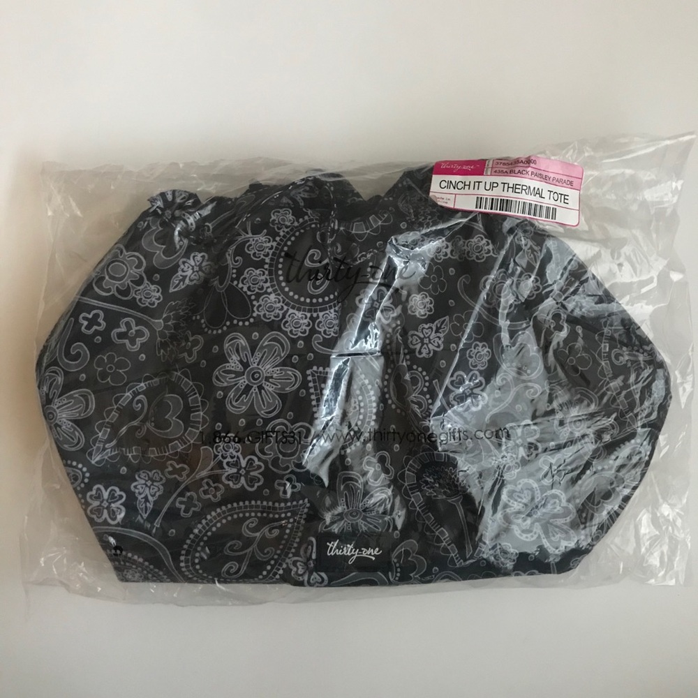 Thirty- One Cinch it up Thermal Totes black white